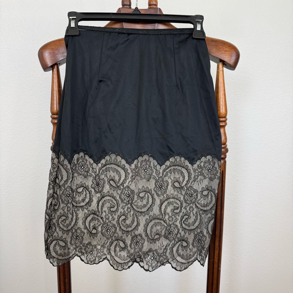 Vintage Saks Fifth Avenue Black Lace Half Slip Petticoat Nylon Scalloped Hem S